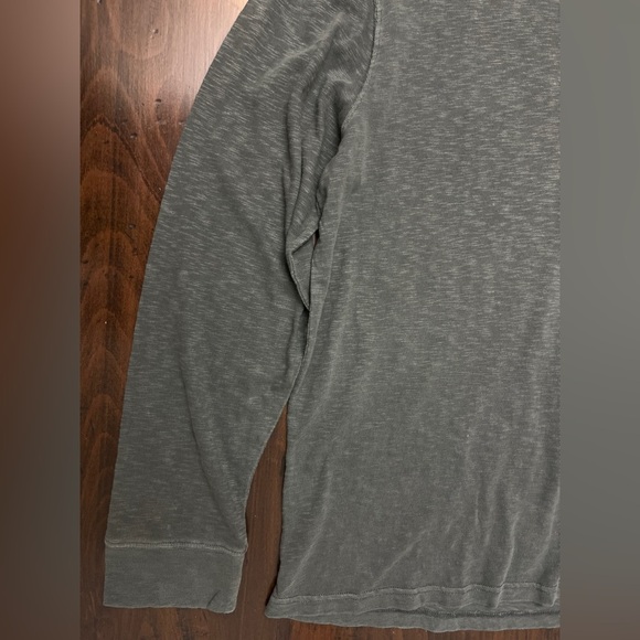 Rails Skhi Henley Size XL Washed Black Preppy Streetwear Soft 100% Cotton NWT - Picture 4 of 16